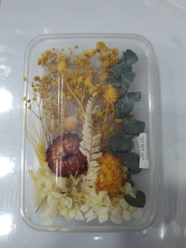 DRIED FLOWERS RESIN ART 3