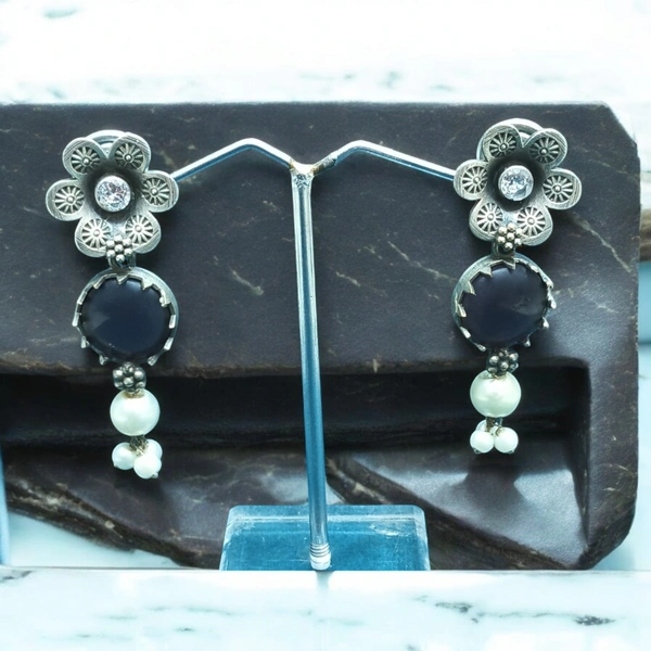 EARRINGS 10