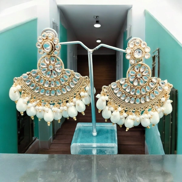 EARRINGS 111