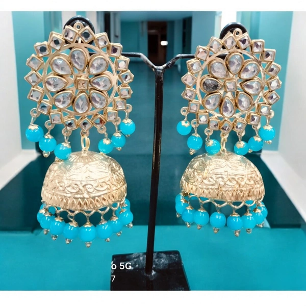 EARRINGS 117