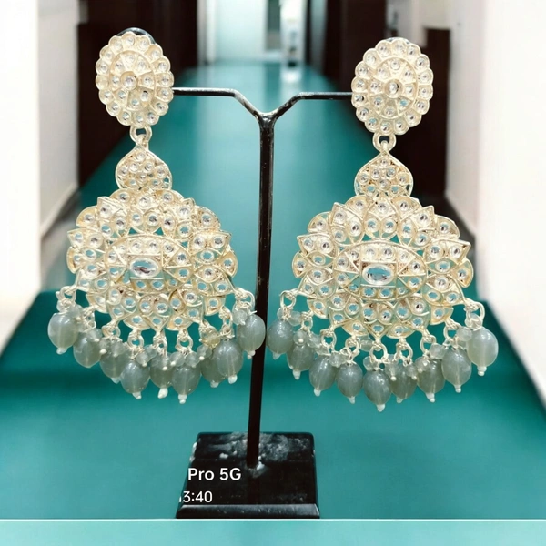 EARRINGS 124