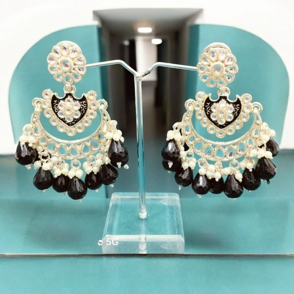 EARRINGS 125