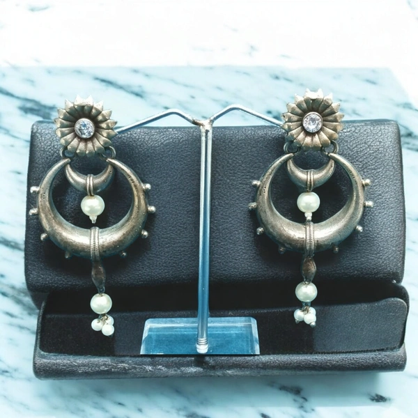 EARRINGS 13