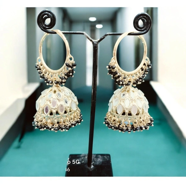 EARRINGS 130