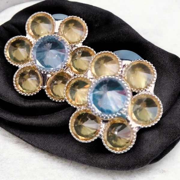 EARRINGS 144