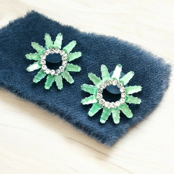 EARRINGS 152
