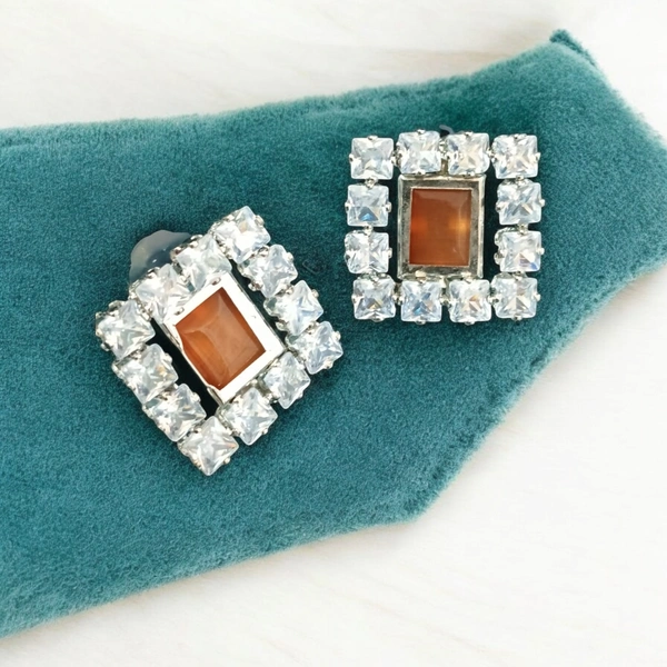 EARRINGS 172