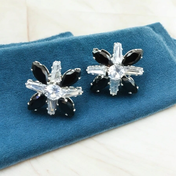 EARRINGS 177