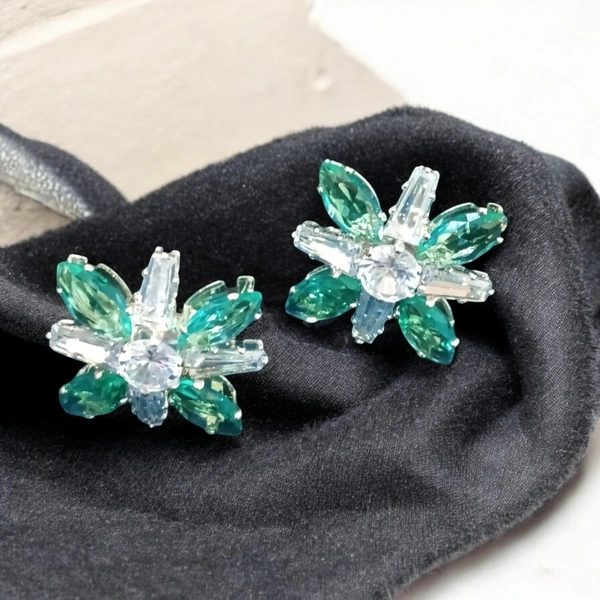 EARRINGS 185
