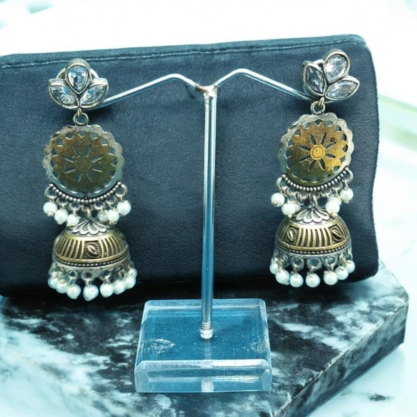 EARRINGS 21