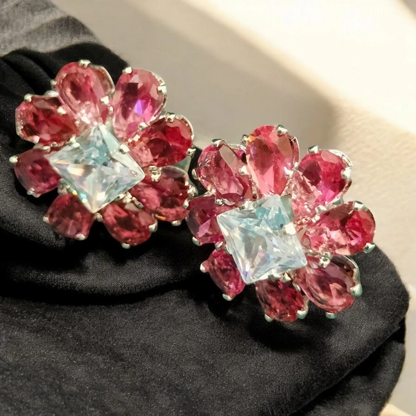 EARRINGS 220