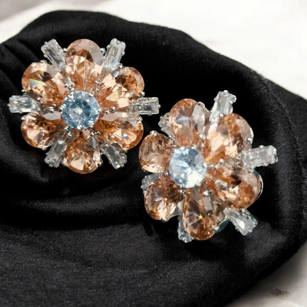 EARRINGS 225