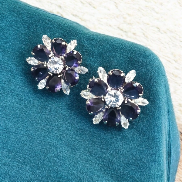 EARRINGS 231