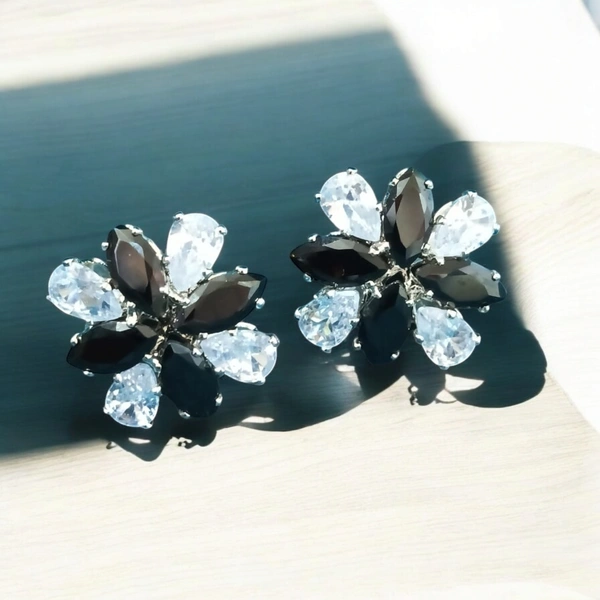 EARRINGS 234