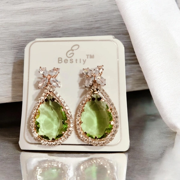 EARRINGS 243