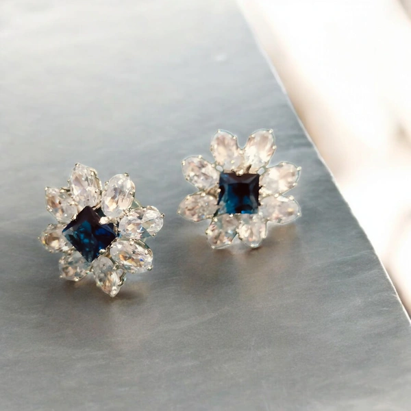 EARRINGS 251