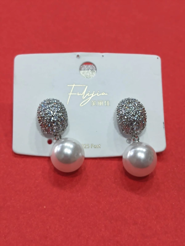 EARRINGS 254