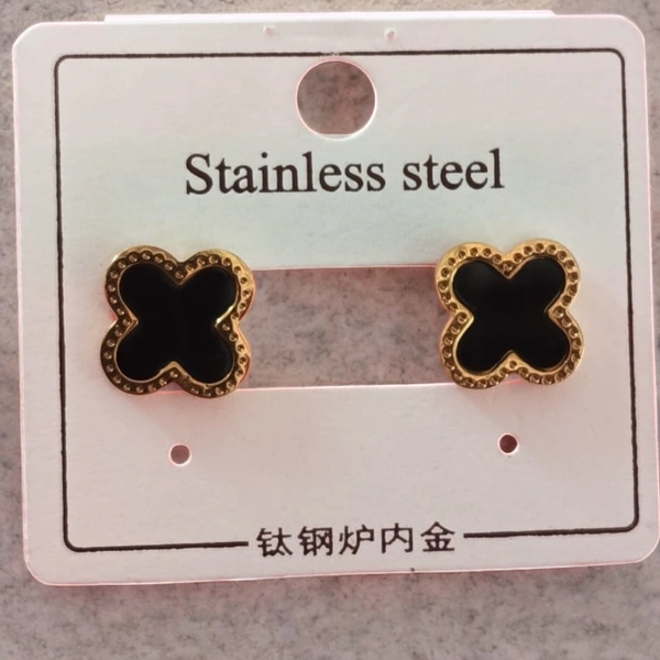 EARRINGS 258