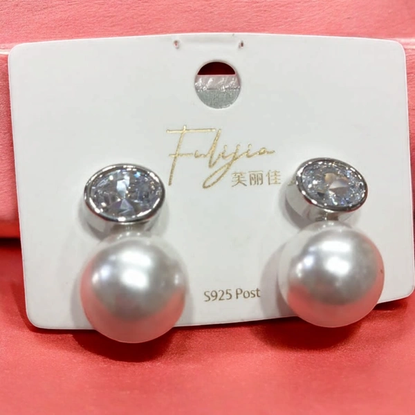 EARRINGS 260