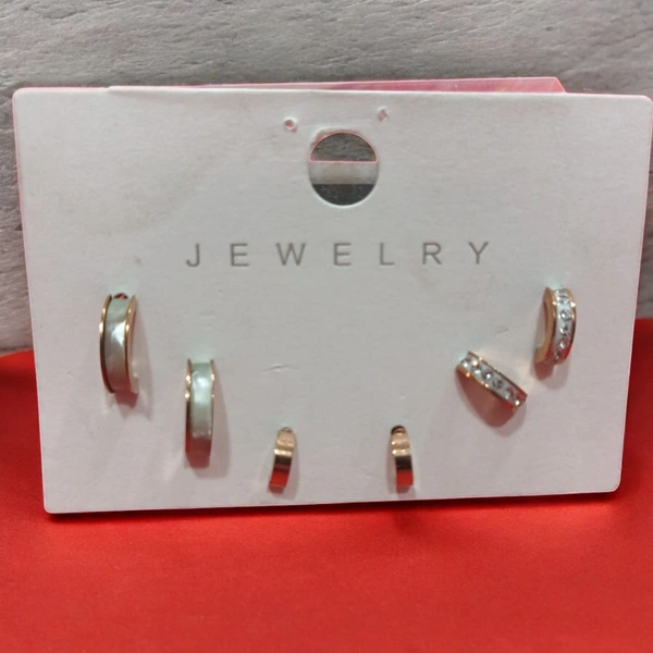 EARRINGS 267