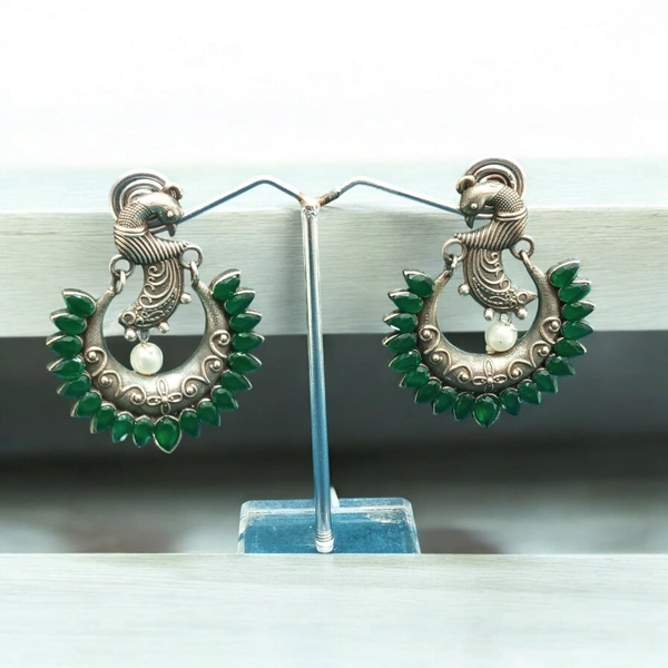 EARRINGS 28