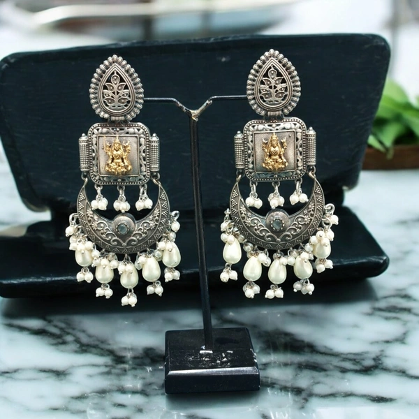 EARRINGS 29
