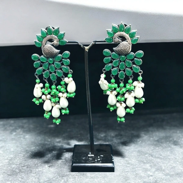 EARRINGS 31