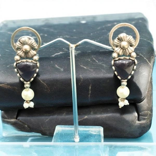 EARRINGS 4