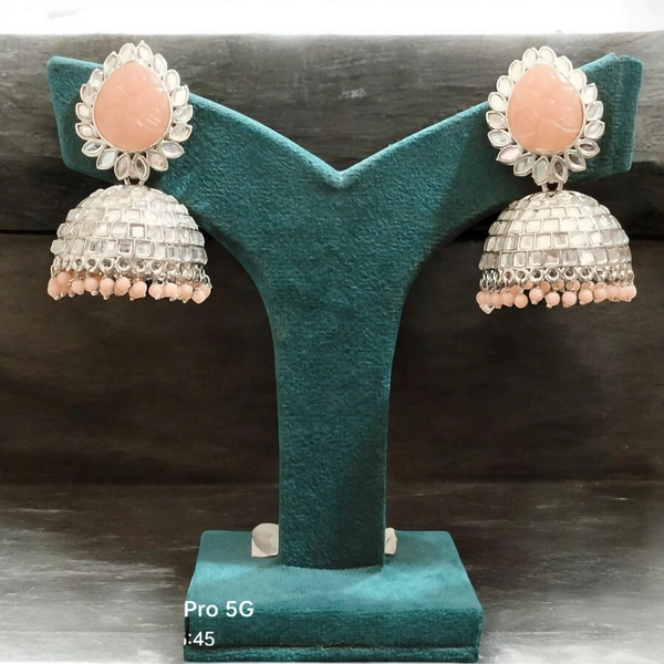 EARRINGS 65