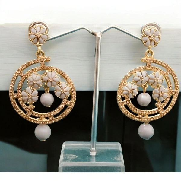 EARRINGS 72