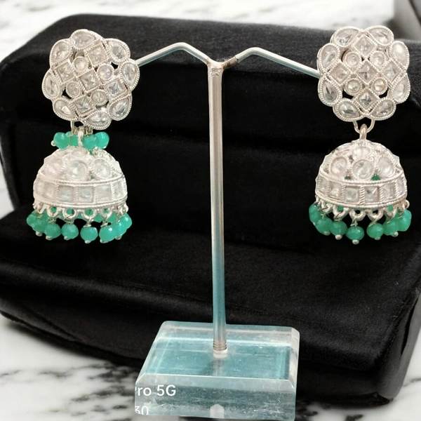 EARRINGS 92