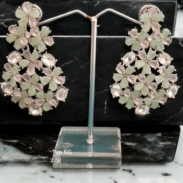 EARRINGS 93