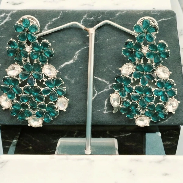 EARRINGS 94