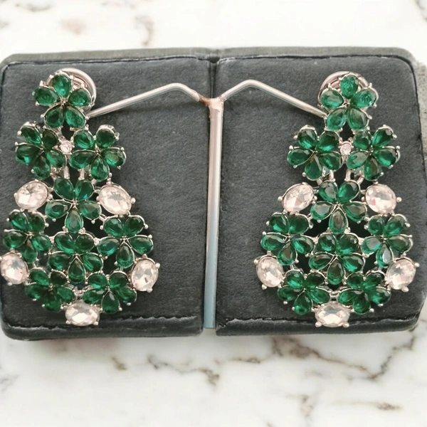 EARRINGS 95
