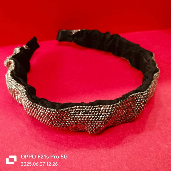HAIR BAND 69