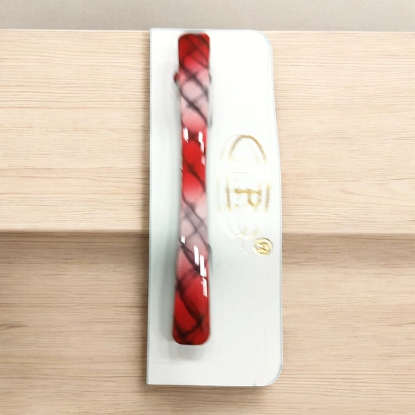 HAIR CLUTCHER 32