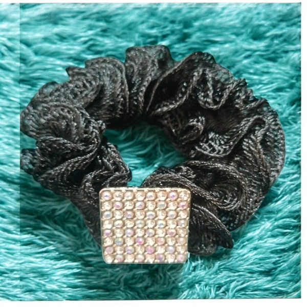 HAIR SCRUNCHIES 178
