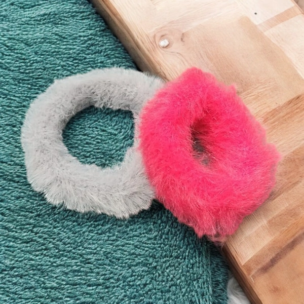 HAIR SCRUNCHIES 197