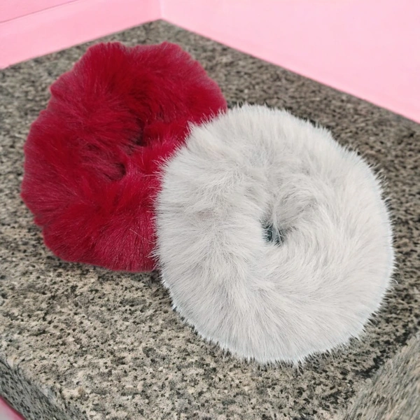 HAIR SCRUNCHIES 22