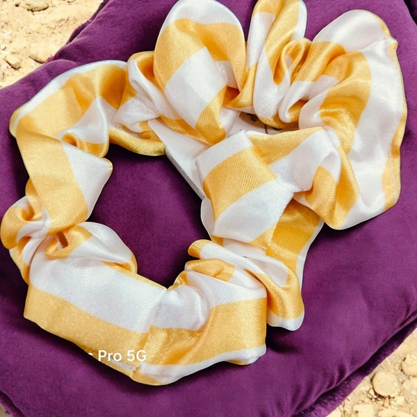 HAIR SCRUNCHIES 90