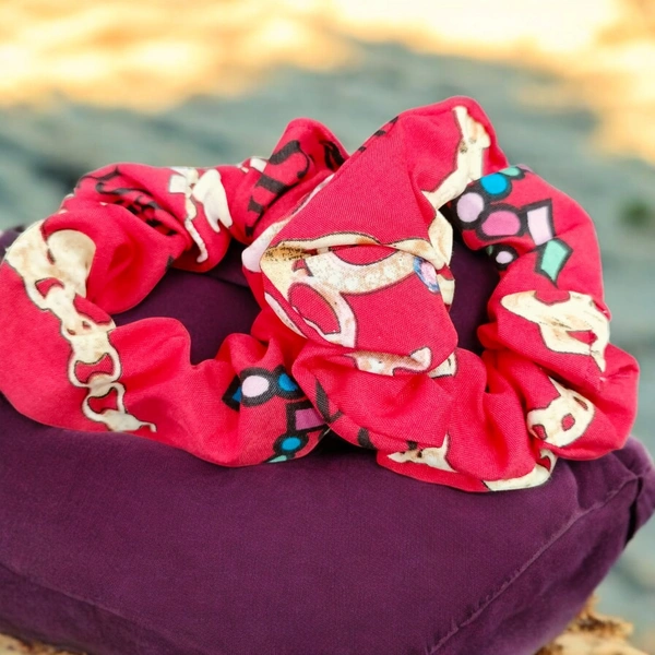 HAIR SCRUNCHIES 95