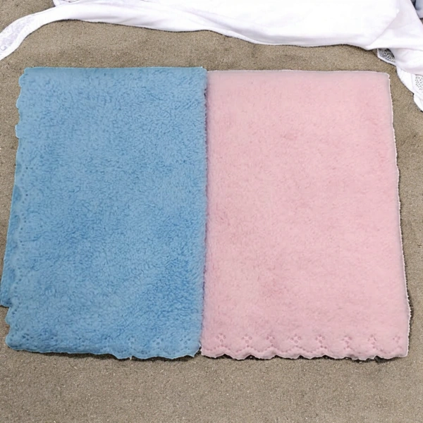HANKY 124