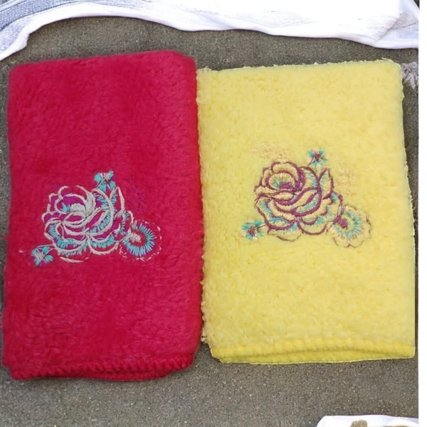 HANKY 61