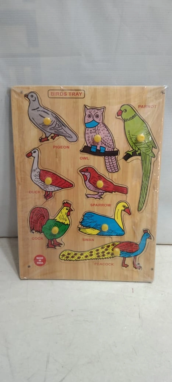 IMAGES SHOWS A WOODEN PUZZLE TRAY 6