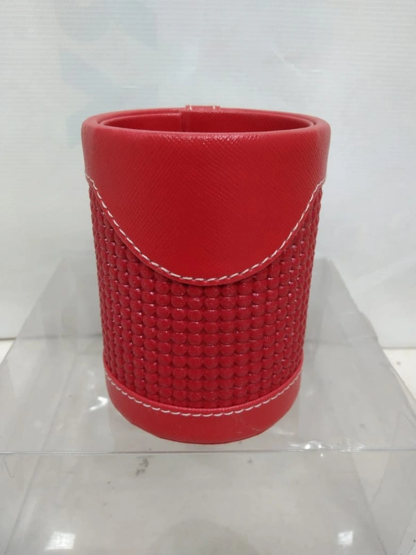 LEATHER PEN HOLDER 1