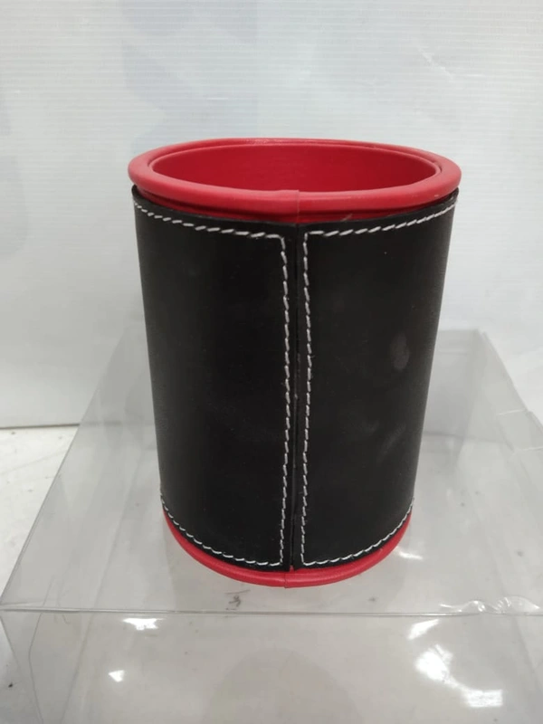 LEATHER PEN HOLDER 4