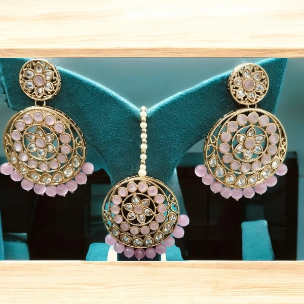 MAANG TIKA WITH EARRINGS (7)