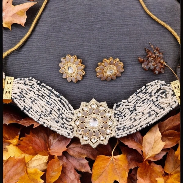 MOTI KUNDAN CHOKAR SETS (7)