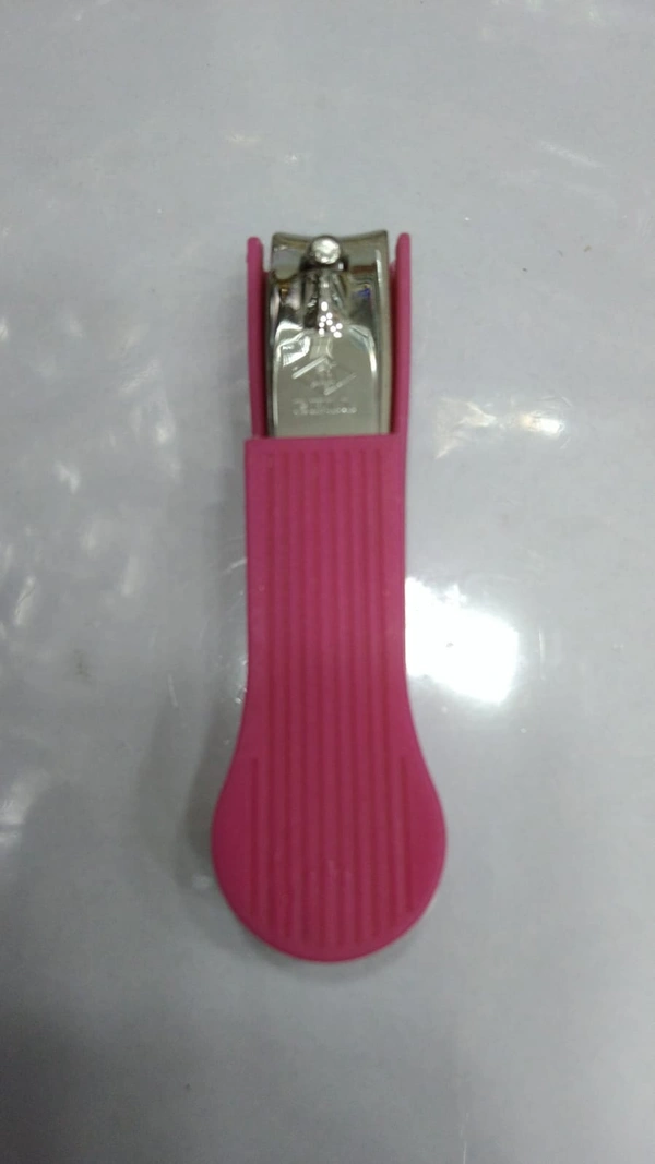 NAILCUTTER 34