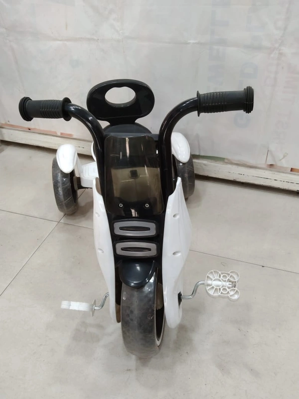 NON ELECTRIC SCOOTY 2